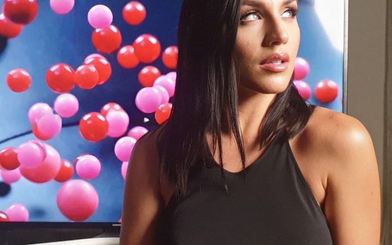 Αναπνοή μου – Νέο τραγούδι και video clip από την Ιουλία Καλλιμάνη!