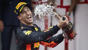 Η McLaren ανακοίνωσε τη συνεργασία με τον Ρικιάρντο