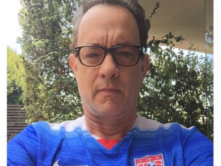 Ο Tom Hanks δώρισε ξανά πλάσμα αίματος για να βρεθεί το εμβόλιο του κορωνοϊού