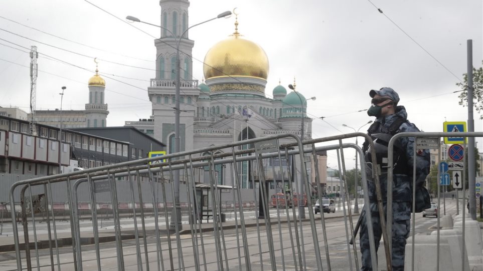 Περισσότεροι από 2 εκατομμύρια Ρώσοι απολύθηκαν λόγω της πανδημίας