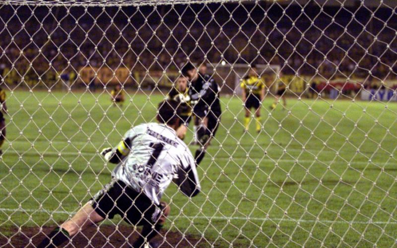 Όταν σκόραρε ο Ατματσίδης κι έστειλε την ΑΕΚ στα προκριματικά του Champions League (vid)