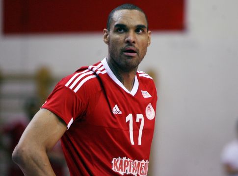 Εκεί θα αγωνίζεται τη νέα σεζόν ο Αγκάμεζ