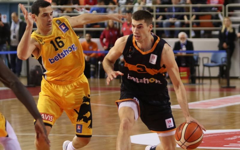 Λίποβι: «Με θέλει η ΑΕΚ» (pic)