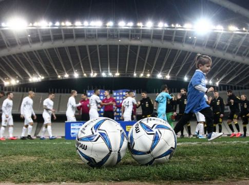 Η Superleague ψήφισε ομόφωνα για τη σέντρα!