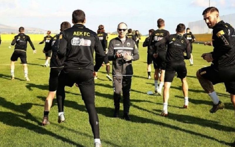 Γυμναστής ΑΕΚ: «Απόσταση, μάσκες και όλα θα πάνε καλά» (vid)