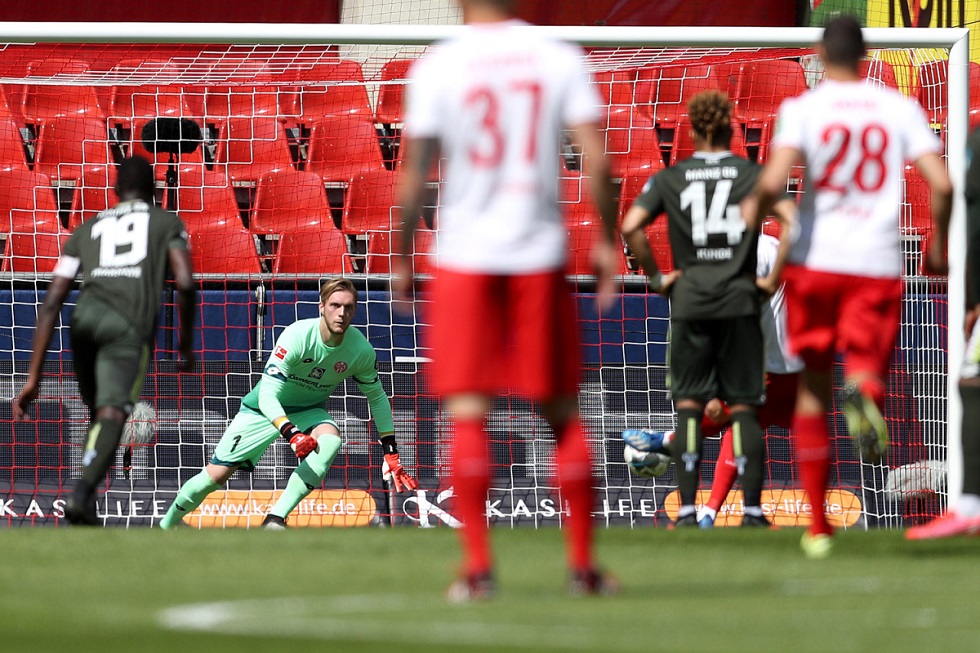 Bundesliga: Λιγότερες ντρίμπλες και τάκλιν μετά τον κορωνοϊό