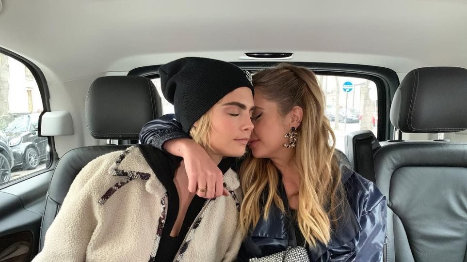 Cara Delevingne και Ashley Benson: Ποιος μπήκε ανάμεσα στα δύο κορίτσια – Βίντεο με παθιασμένο φιλί