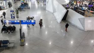 Απαγόρευση πτήσεων: Πρωτόγνωρη μείωση 99% στην κίνηση επιβατών στα αεροδρόμια τον Απρίλιο