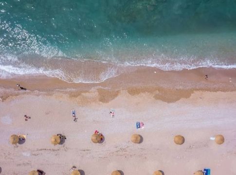 Αυτά είναι τα υγειονομικά πρωτόκολλα για τις τουριστικές επιχειρήσεις