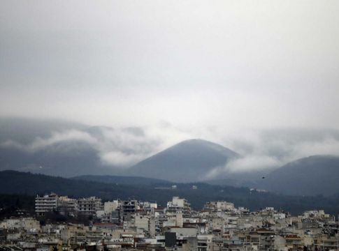 Σοβαρά προβλήματα από τη «Θάλεια» στον Λαγκαδά – Εγκλωβισμένοι σε σπίτια και οχήματα