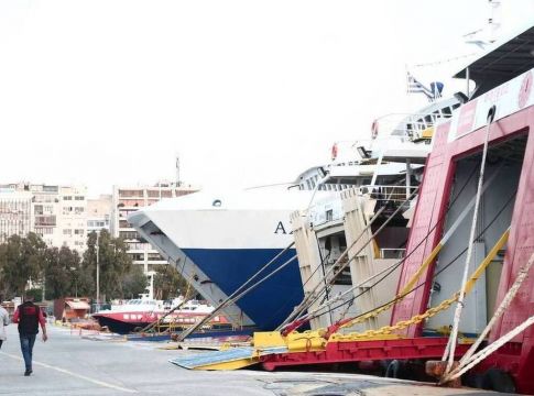 Άρση μέτρων: Η «απελευθέρωση» της Κρήτης – Πότε και πώς θα «ανοίξουν όλα τα νησιά