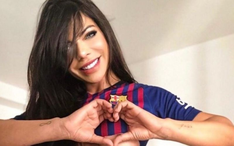 Suzy Cortez: Η πιο «καυτή» φαν του Μέσι τον «απαρνήθηκε» για χάρη του Μπέκαμ (pics)