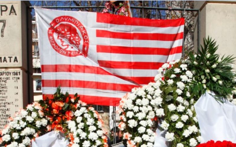 Άγνωστοι βεβήλωσαν το μνημείο της Θύρας 7 (pic)