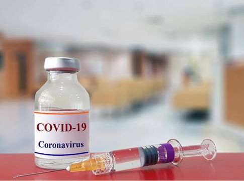 Σε προπαραγγελία εμβολίου προτρέπει η Moderna τους Ευρωπαίους για να μην καθυστερήσουν οι παραδόσεις