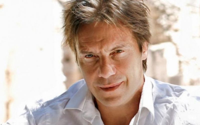 Στράτος Τζώρτζογλου: «Κοινώνησα τη Μ. Παρασκευή – Προσπαθείς να μην είσαι χομπίστας Χριστιανός όπως και χομπίστας επιστήμονας»