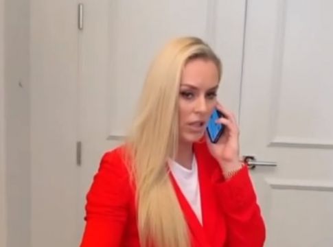 Κορωνοϊός: Αμερικανίδα ολυμπιονίκης του σκι σατιρίζει την καραντίνα και… κόβει την ανάσα