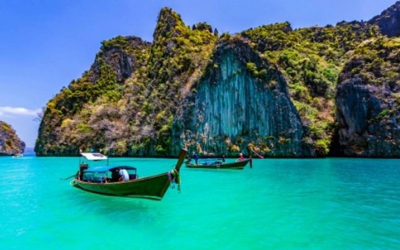 Ταϊλάνδη: Κλειστά τα σύνορα για όλους τους τουρίστες