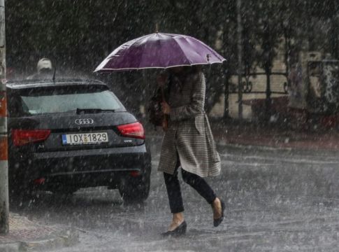 Έκτακτο δελτίο καιρού με βροχές, καταιγίδες και χαλάζι – Δείτε πού