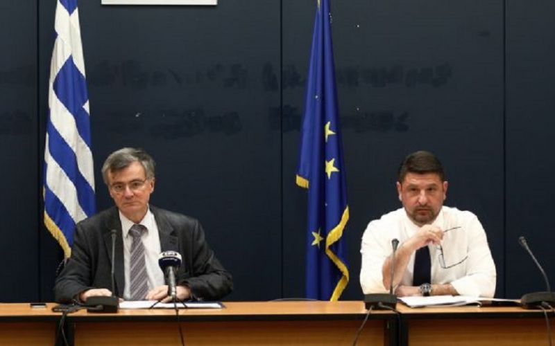 Τέλος οι τηλεοπτικές ενημερώσεις για τον κορωνοϊό – Συγκινητικό «αντίο» Τσιόδρα και Χαρδαλιά