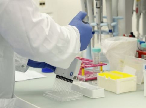 Κορωνοϊός : Δεύτερη συνεχόμενη μέρα χωρίς θάνατο – 10 νέα κρούσματα, 2.726 συνολικά