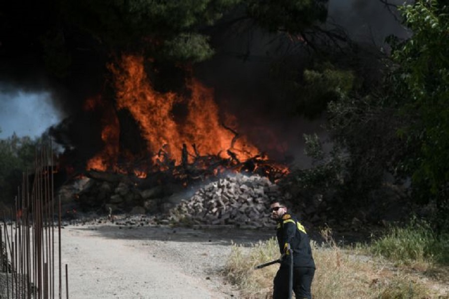 Σε ύφεση η φωτιά στο Άγιο Όρος – Σε ετοιμότητα για ενδεχόμενη αναζωπύρωση