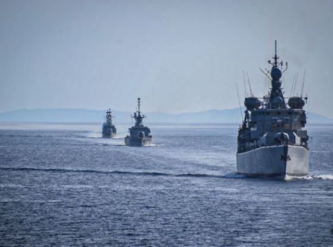 Τραβάει το σκοινί των προκλήσεων η Τουρκία με Navtex νότια της Κρήτης – Μήνυμα ισχύος από τις ελληνικές Ένοπλες Δυνάμεις