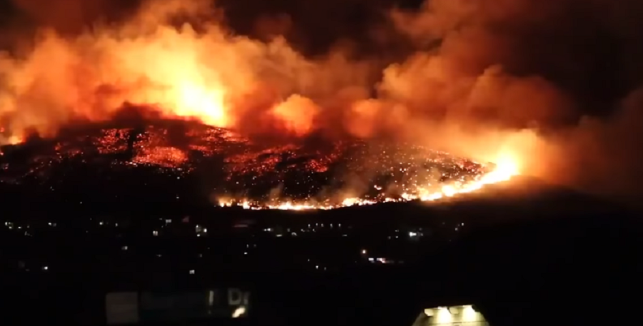 ΗΠΑ: Φλόγες περικυκλώνουν κατοικημένες περιοχές στη Γιούτα