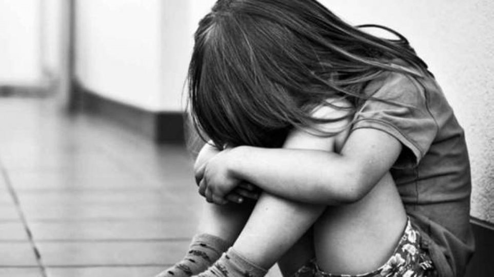 Ερευνα: 7 στους 10 Ελληνες έχουν αντιληφθεί περιστατικά κακοποίησης σε παιδιά