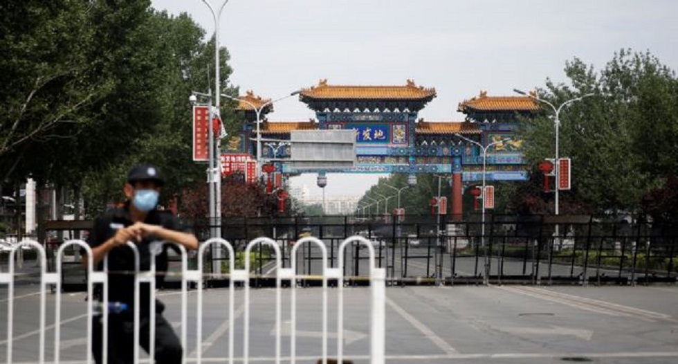 Κορωνοϊός: Ο τρόμος επέστρεψε στο Πεκίνο – Εισαγόμενο σολομό «δείχνουν» ως υπεύθυνο