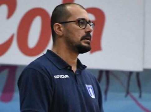Στη γυναικεία ομάδα του Αρη ο Θανάσης Δράμπας