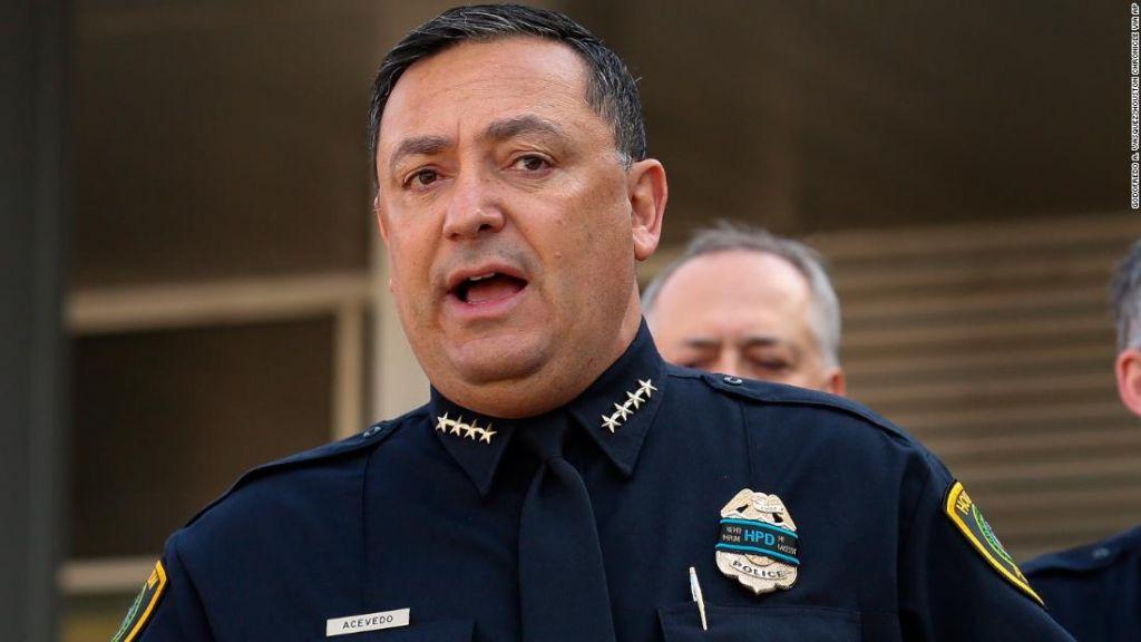 Αρχηγός Αστυνομίας Χιούστον σε Τραμπ: Δεν είσαι σε ριάλιτι, κλείσε το στόμα σου