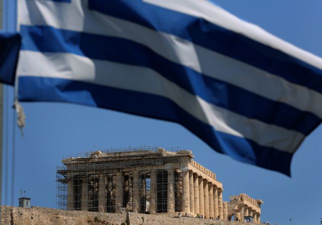 Capital Economics: Αναθεωρεί τις προβλέψεις της – Η Ελλάδα ανακάμπτει πολύ ταχύτερα