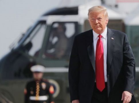 Στο χαμηλότερο επίπεδο η δημοτικότητα Τραμπ για τη διαχείριση της πανδημίας