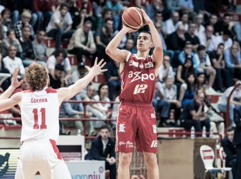Επένδυση για το μέλλον από την Αρμάνι Μιλάνο