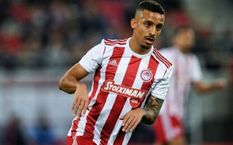 Γκασπάρ: «Η Αθήνα είναι κόκκινη» (pic)