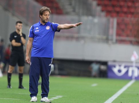Μαρτίνς: «Αφιερώνω τη νίκη στους φιλάθλους μας και σε όλη την οικογένεια του Ολυμπιακού»