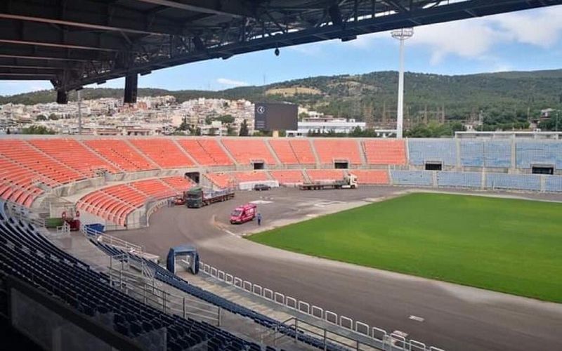 «Ξεκολλάει» η ανακατασκευή του στίβου στο Καυτανζόγλειο (pics)