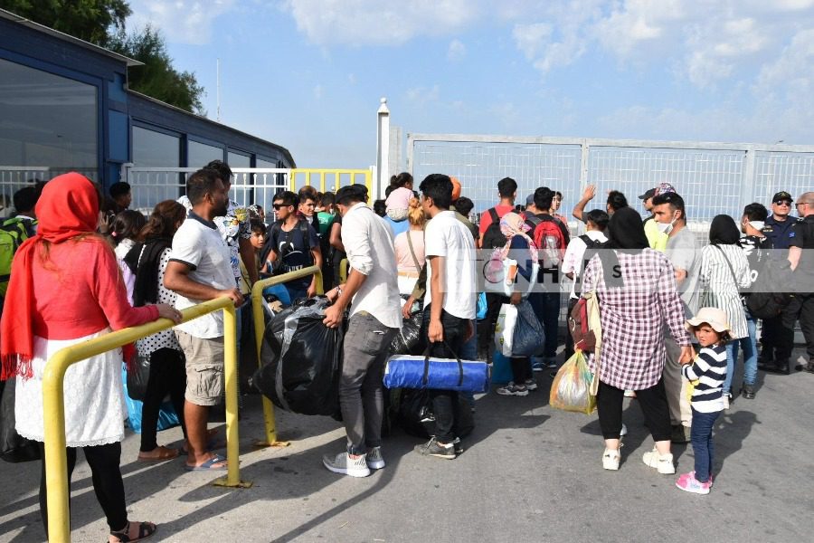 Ο Γολγοθάς δεν τελειώνει ούτε με την απόκτηση ασύλου – Μετ’ εμποδίων η αναχώρηση προσφύγων