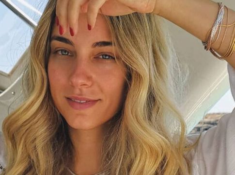 Αυτή η φωτογραφία μόλις μας έδειξε το πραγματικό κορμί της Δούκισσας Νομικού