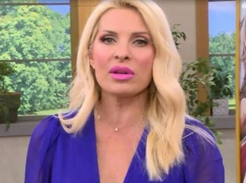 Ελένη Μενεγάκη: Το «μπράβο» και η δημόσια «συγγνώμη» στους συνεργάτες της