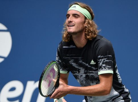 Ασταμάτητος ο Τσιτσιπάς, έκανε το 3 στα 3