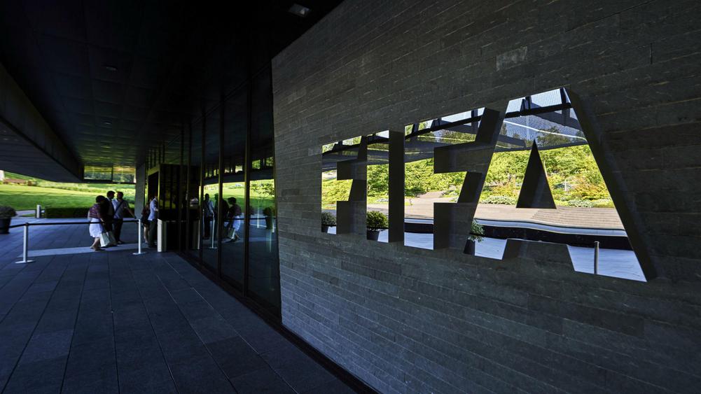 FIFA : 14 δις δολάρια σε κίνδυνο λόγω κορωνοϊού