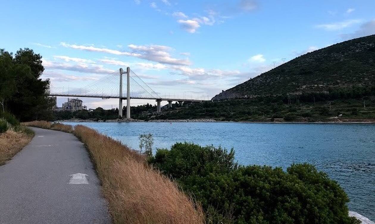 Πάθαμε πλάκα με αυτό το μποτιλιάρισμα έξω από τη Χαλκίδα