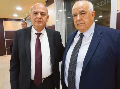 Μια ΕΠΟ παραδομένη, ποδόσφαιρο σε «ομηρία»