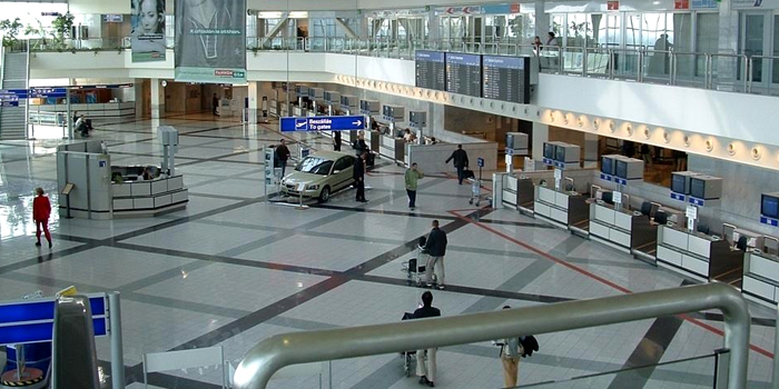 Αεροδρόμια – κορωνοϊός: Πώς θα επιλέγονται οι ταξιδιώτες που θα υποβάλλονται σε τεστ