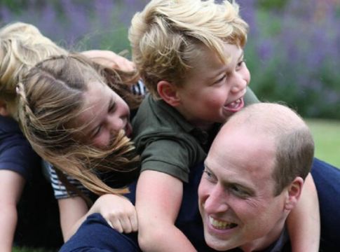 Charlotte: Φρενίτιδα στα social media με την ομοιότητα της με άλλο βασιλικό μέλος