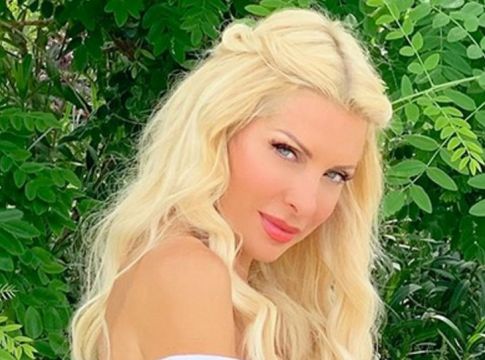 Ελένη Μενεγάκη: Βούρκωσε on air ενώ μιλούσε για τους συνεργάτες της