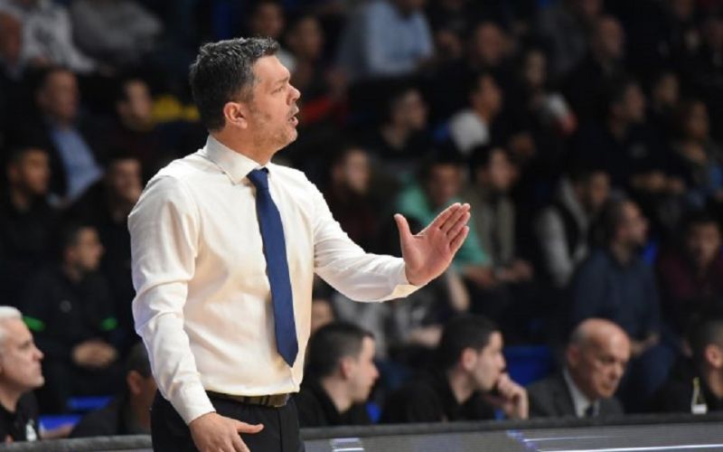 Η Μπουντούτσνοστ δένει τον Πέταρ Μίγιοβιτς