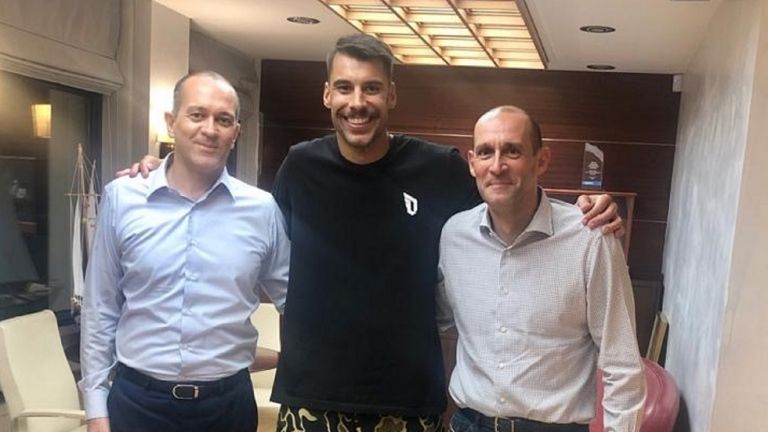 Ολυμπιακός: Ανανέωσε για ένα χρόνο ο Πρίντεζης | to10.gr