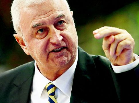 Ερυθρός Αστέρας: Τέλος και επίσημα ο Σάκοτα